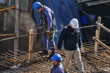 La construcción continúa recuperándose