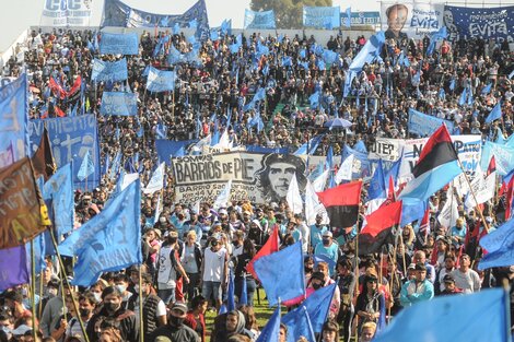 Clausuraron el estadio de Nueva Chicago por posibles excesos en el aforo