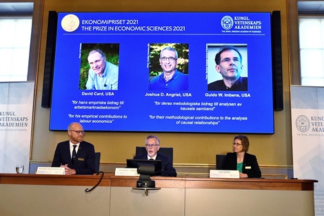 Premio Nobel de Economía 2021 para los análisis experimentales aplicados al mercado laboral