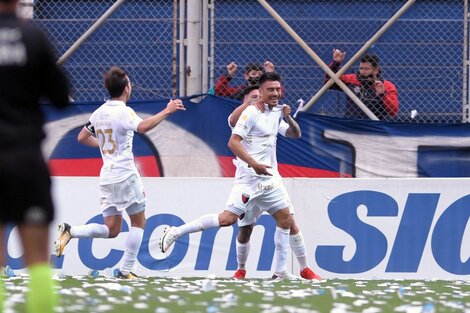 Liga Profesional: San Lorenzo volvió a ver a su gente pero perdió con Colón