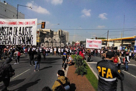 El Polo Obrero, junto a otras organizaciones sociales de izquierda, cortaron calles y accesos a la Ciudad de Buenos Aires.