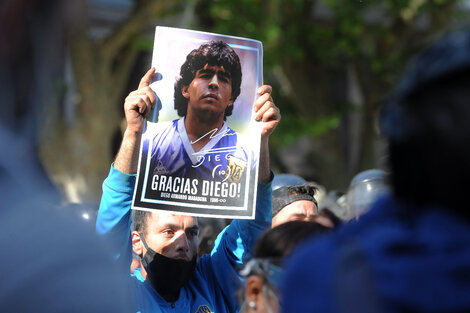 A menos de un año de la muerte Diego Maradona, este 30 de octubre, día de su cumpleaños, se lanzará Maradólar, una criptomoneda en su honor. 