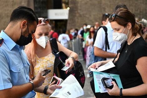 Covid-19: Italia flexibilizaría el pase verde sanitario