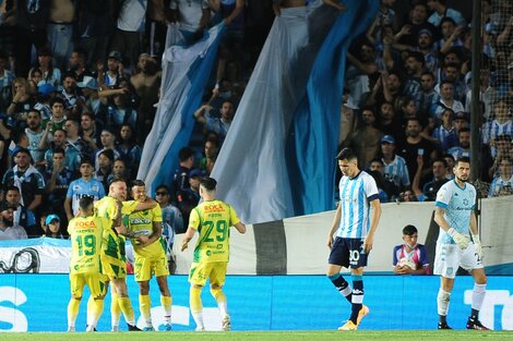 Racing se tomó una siesta muy corta y demasiado cara