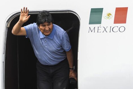 Evo Morales aterriza en Mxico después de un accidentado viaje tras su derrocamiento. (Fuente: AFP)