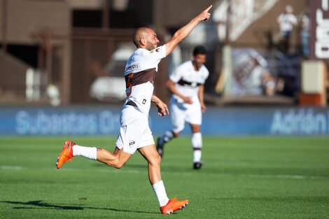 Liga Profesional: Platense lo dio vuelta y goleó a Atlético Tucumán