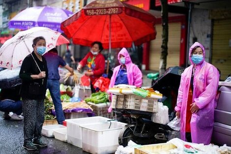 China pide a sus ciudadanos que almacenen comida ante rebrotes de coronavirus