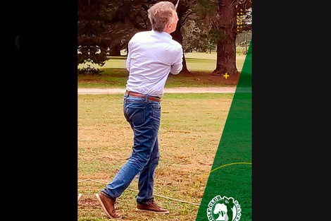 Mauricio Macri fue a jugar al golf tras su indagatoria en Dolores