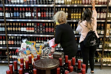 Por la veda electoral, la venta de bebidas alcohólicas quedó prohibida desde 12 horas antes de los comicios hasta tres horas después de su finalización.