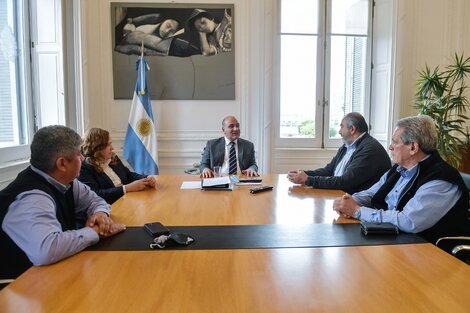 Manzur recibió este martes a la nueva cúpula de la CGT.