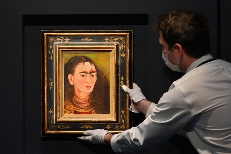 Récord de Frida Khalo: Eduardo Constantini pagó 34,9 millones de dólares por un autorretrato