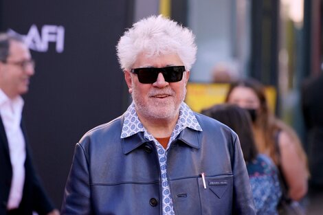 Almodóvar no descarta filmar una película de superhéroes