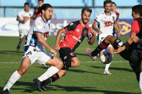 Scocco fue la carta desequilibrante de Newell's durante el segundo tiempo. (Fuente: Fotobaires)