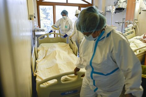 La OMS estimó que el rebrote de covid en Europa podría casuar 700.000 muertes de aquí a marzo. (Fuente: AFP)