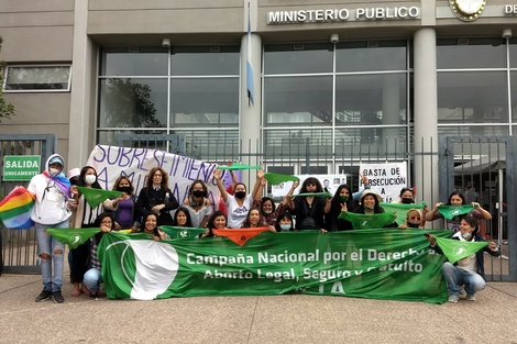 Piden el sobreseimiento de una defensora de los derechos de las mujeres