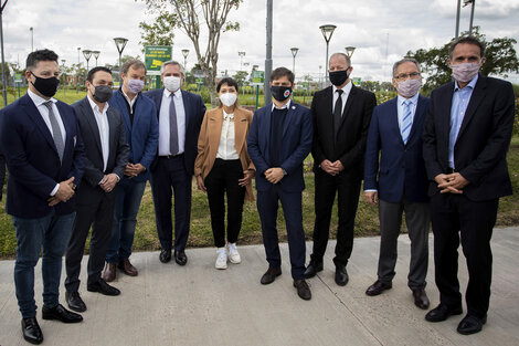 Alberto Fernández y Axel Kicillof con funcionarios e intendentes de la porvincia de Buenos Aires.