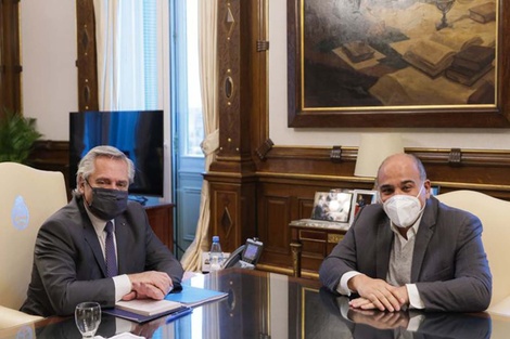 El presidente Alberto Fernández y su jefe de Gabinete, Juan Manzur.