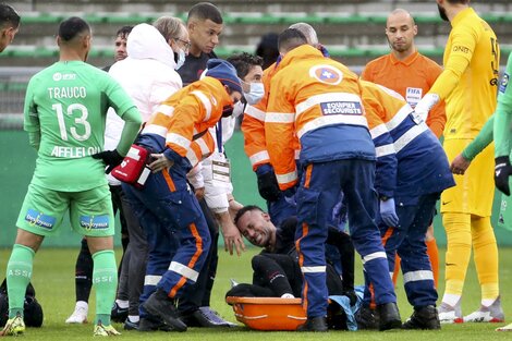 Alivio para Neymar y el PSG: dos meses de recuperación