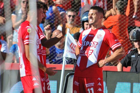 García, García y García: Unión goleó a Atlético Tucumán