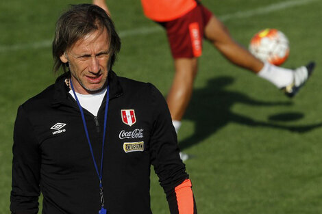 Ricardo Gareca, el DT que busca llevar a Perú por segunda vez a un mundial. (Fuente: Prensa Conmebol)