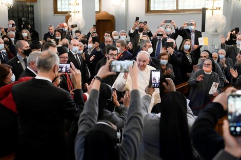 Desde Chipre, el papa Francisco criticó la construcción de "muros del miedo" contra los migrantes