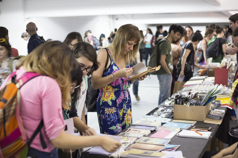 Feria de editoriales independientes en La Plata