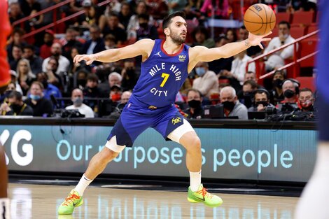 Campazzo tuvo un buen partido pero Denver perdió con San Antonio