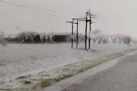 Santa Fe: fuerte temporal de lluvia y granizo 