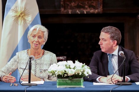 El fatídico anuncio de Nicolás Dujovne y Christine Lagarde, años atrás.