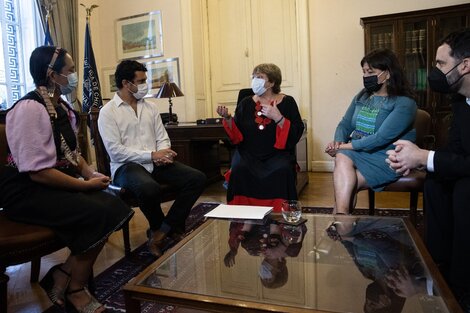 Bachelet afirmó que el país espera la nueva constitución "con mucha ansia y mucha esperanza"