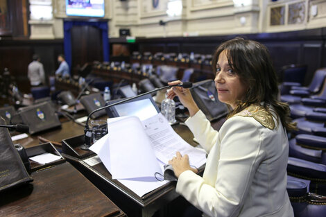 “Devolvé la banca, tránsfuga", le exigió de forma violenta Cristian Ritondo, de JxC, a Natalia Sánchez Jáuregui.