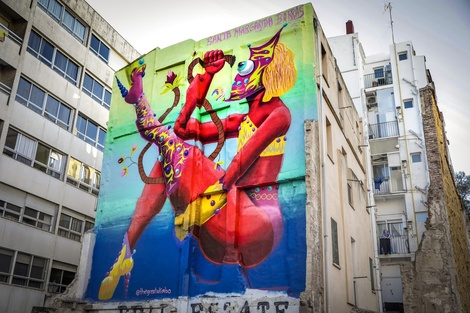 Mural de Santa Margarida, del artista no binarie Akimbo, en Valencia