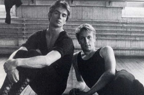 Nureyev con Erich Bruhn, quien fuera su pareja arriba y abajo del escenario