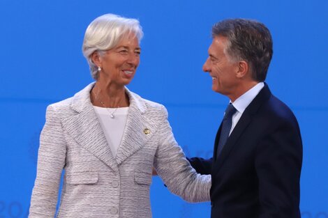 Lagarde y Macri, socios del megaacuerdo de 2018 que violó todas las normas y condenó al país.