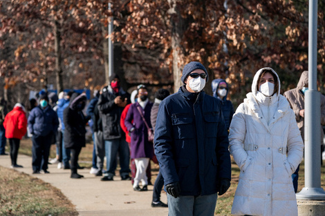 Nuevo récord mundial de contagios de covid: en un día hubo los mismos casos que en los primeros 4 meses de pandemia