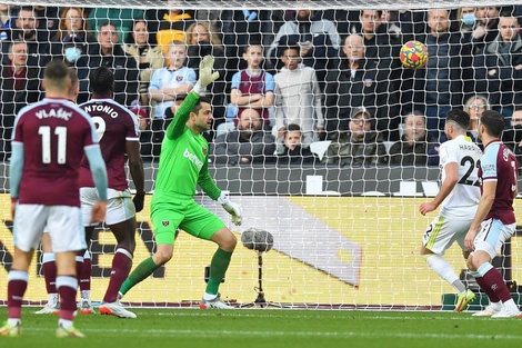 El Leeds de Marcelo Bielsa superó a West Ham de visitante