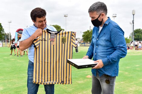 Los 100 años de Almirante Brown