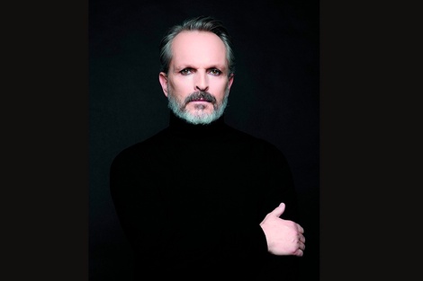 Publicaron las memorias de Miguel Bosé