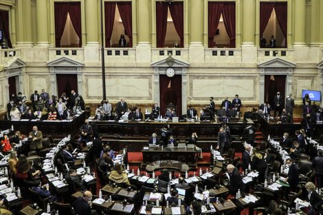 Los diputados y senadores tendrán exactamente un mes de actividad extraordinaria.