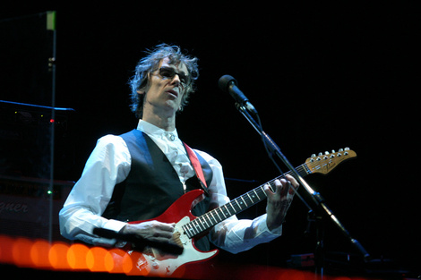 Luis Alberto Spinetta, figura central del rock argentino, falleció el 8 de febrero de 2012.