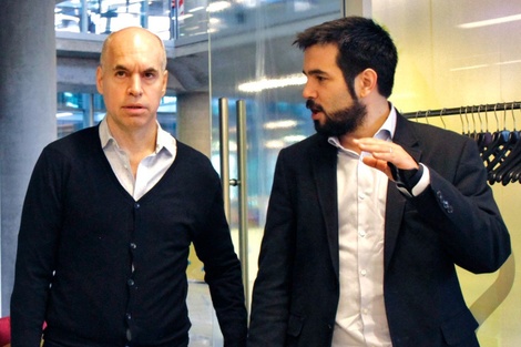 El jefe de gobierno, Horacio Rodríguez Larreta, junto al ministro de Hacienda, Martín Mura. 