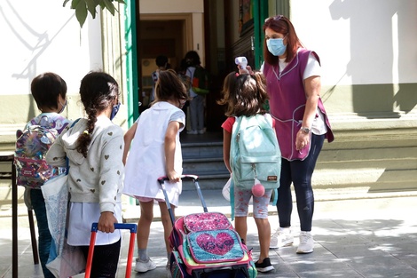 Inicio de clases: preocupaciones sobre vacunas, protocolos y clases presenciales  