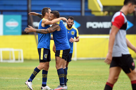 El ensayo de Arroyo Seco tuvo goles del 9 que dieron el triunfo. (Fuente: Prensa Rosario Central)