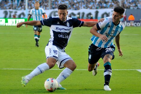 Racing y Gimnasia brindaron un festival de faltas, tarjetas y aburrimiento