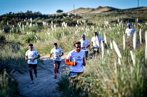 Los corredores durante la competencia (Fuente: Prensa maratón)