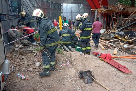 Barrio Chino: cinco operarios heridos por el derrumbe de una obra en construcción 