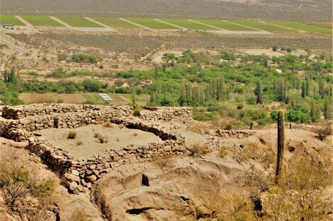 Hualco, donde el pasado milenario sigue actuando en el presente