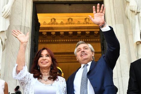 Alberto Fernández y Cristina Kirchner ante la Asamblea Legislativa.