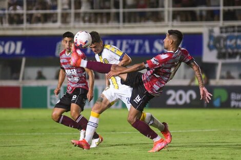 Rosario Central derrotó a Central Córdoba por la Copa de la Liga