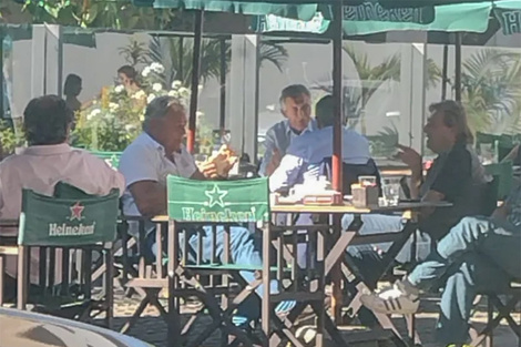 Macri y Morales conversaron en una hamburguesería en la localidad bonaerense de Martínez.